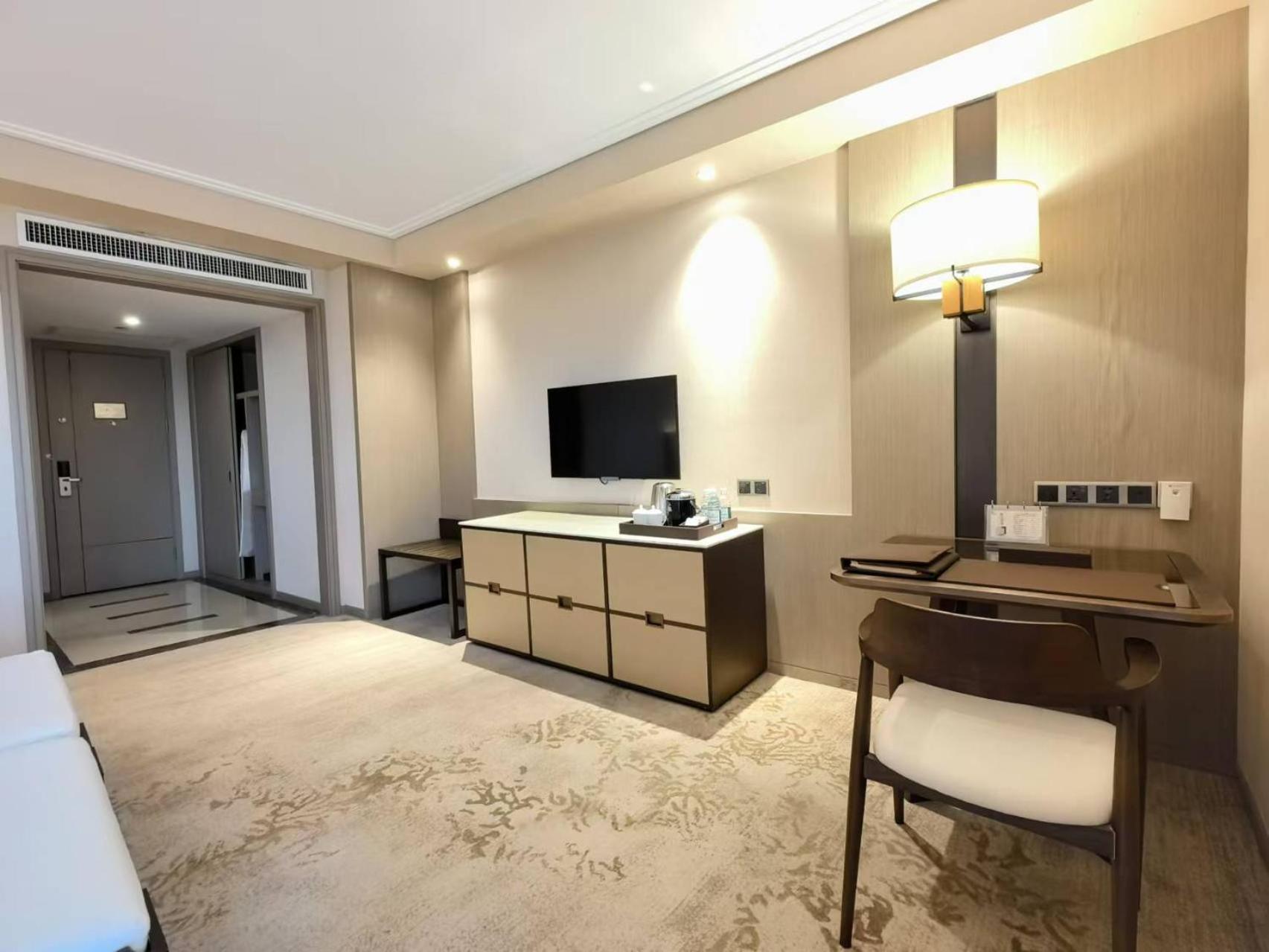 Jin Jiang Pine City Hotel Shanghai Esterno foto