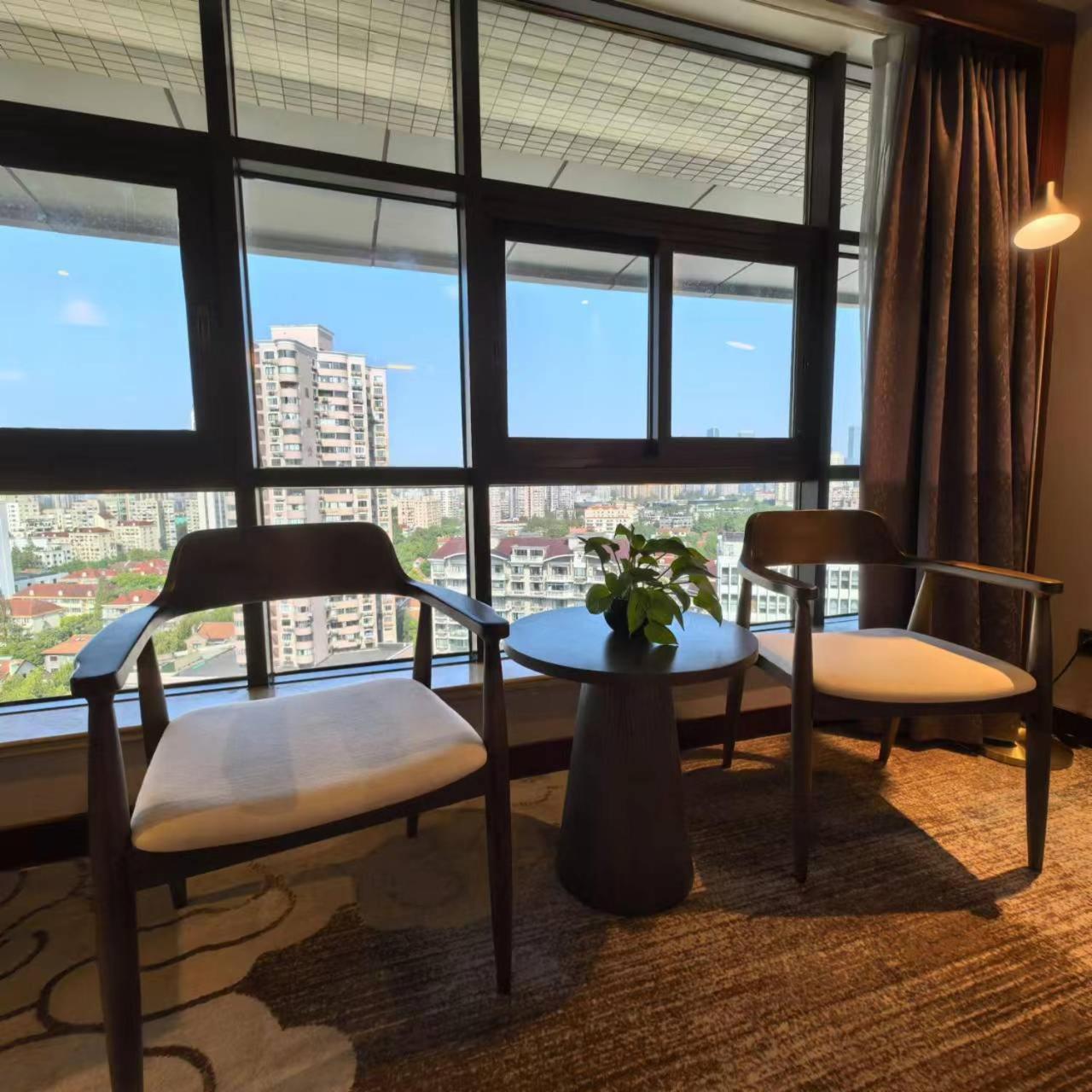 Jin Jiang Pine City Hotel Shanghai Esterno foto