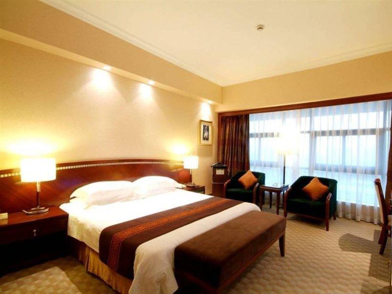 Jin Jiang Pine City Hotel Shanghai Esterno foto