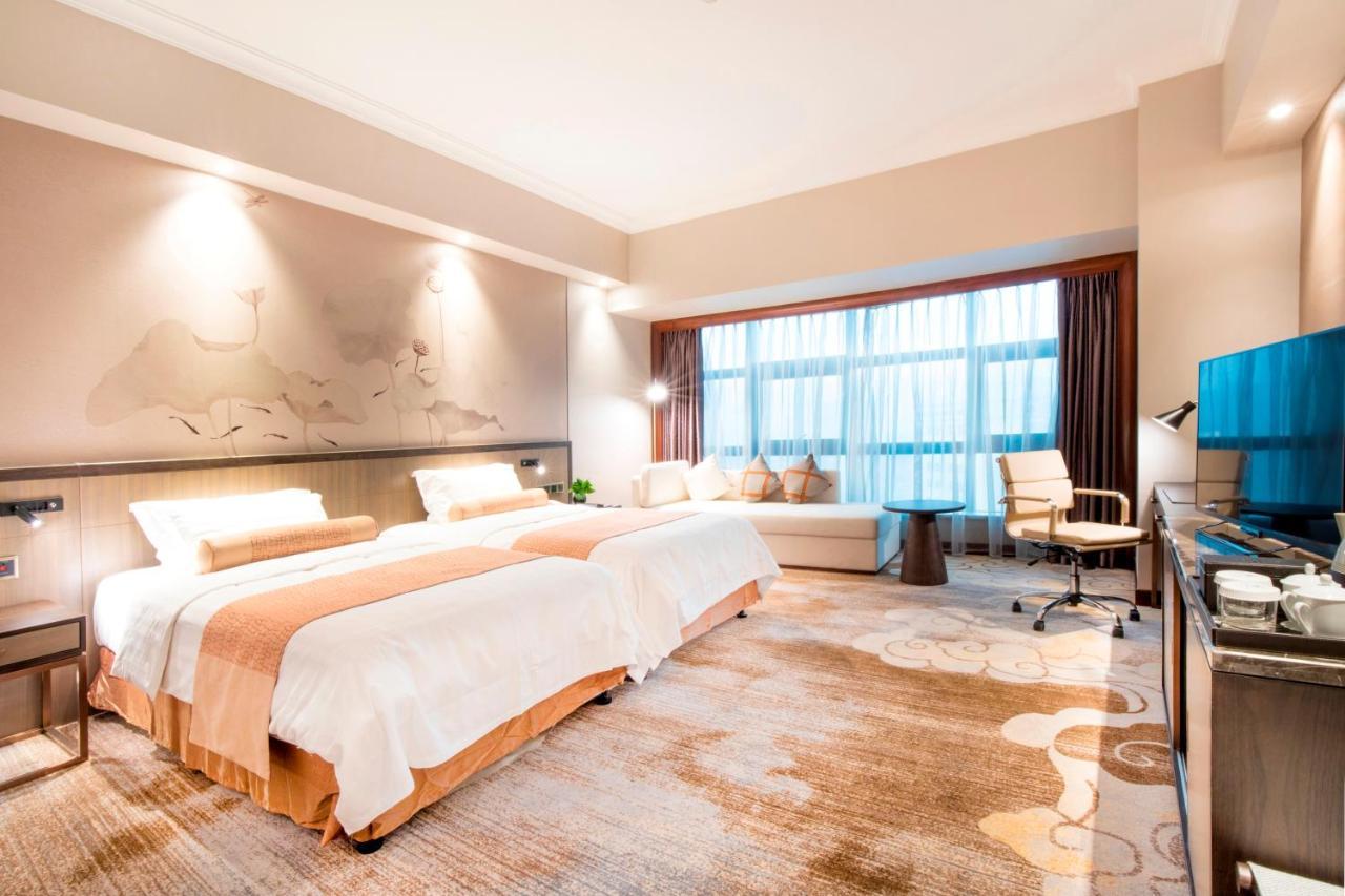 Jin Jiang Pine City Hotel Shanghai Esterno foto